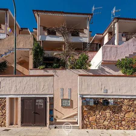 Estay - Relaxing Sunlit Getaway Villasimius
