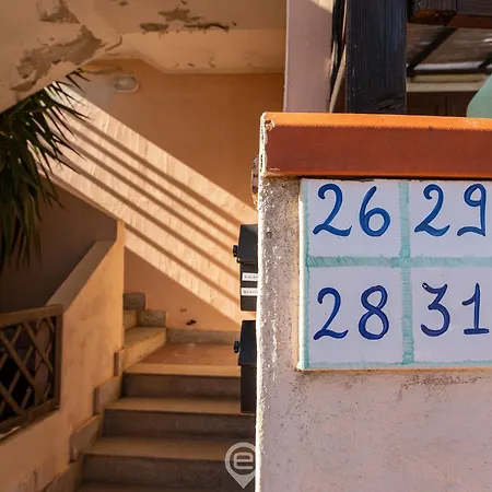 Relaxing Sunlit Getaway Apartment Villasimius