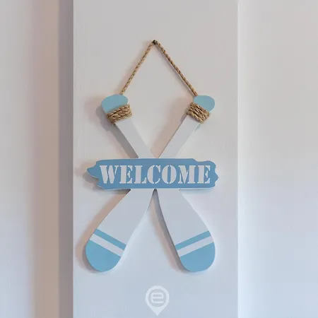 Relaxing Sunlit Getaway *