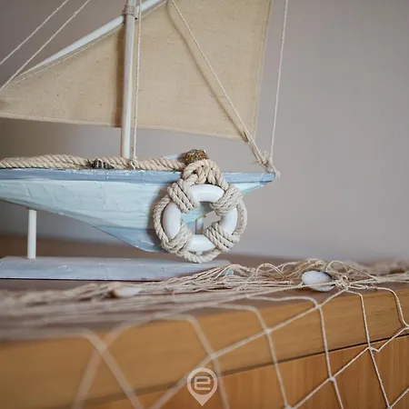 Relaxing Sunlit Getaway